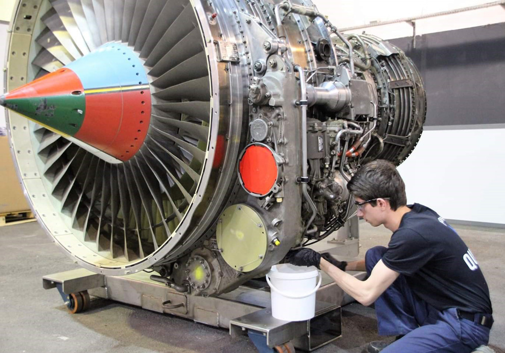 Grégoire Michetti, who is with GorWay since 2018 and currently working as a BR700 technician in Montreal, will be one of the members of Team Canada and is aiming for winning a gold medal at the 45th WorldSkills competition in Kazan, Russia, on August 22 – 27.